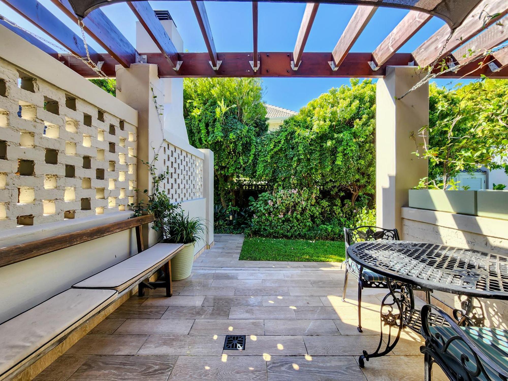 Branch & Vine Cottages - Constantia - Formerly Pinoak Cottages Ciudad del Cabo Exterior foto